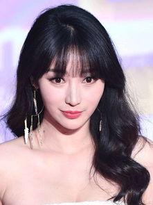 明星网红去剪头发,发型变革背后的时尚风向标