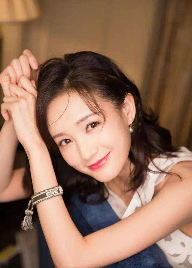 明星网红对手有哪些,揭秘娱乐圈竞争风云