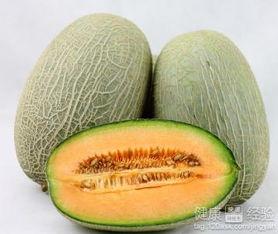 吃生哈密瓜能黑便吗,生食哈密瓜引发黑便之谜探究