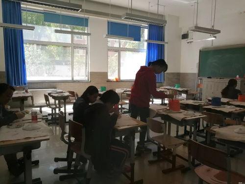 黑科大阶梯教室吃瓜,吃瓜群众的欢乐现场揭秘